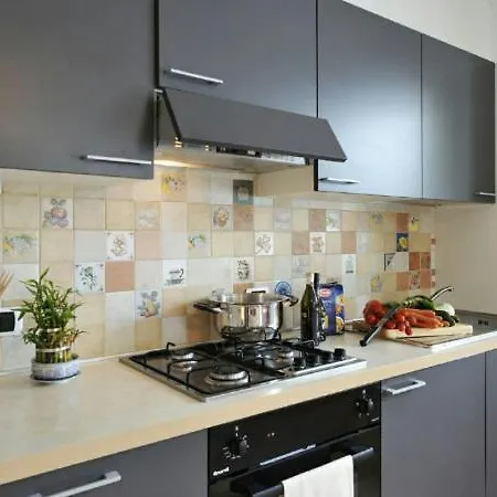 Sleeps 6 Апартаменты Кима