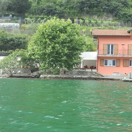 Sleeps 6 *